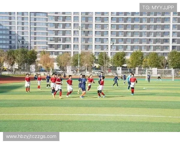 绿茵激情燃动世界凝聚梦想共谱足球荣耀新篇章