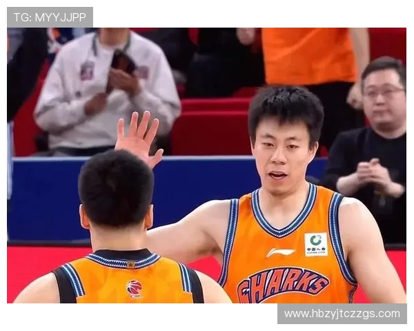 央5直播精彩对决首钢与广东篮球队巅峰对决全程回顾与分析